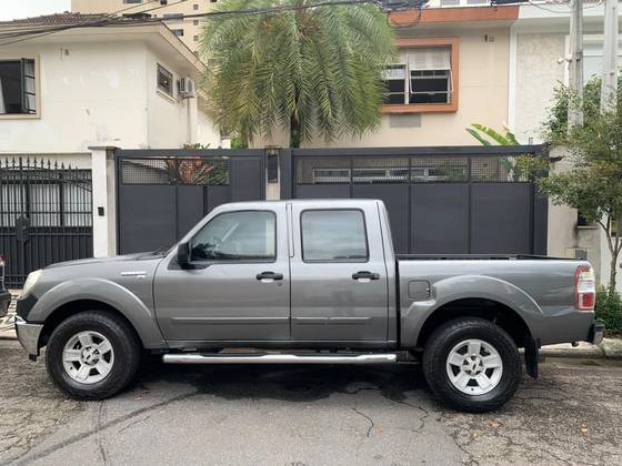 FORD RANGER 2.3 XLS 16V 4X2 CD GASOLINA 4P MANUAL